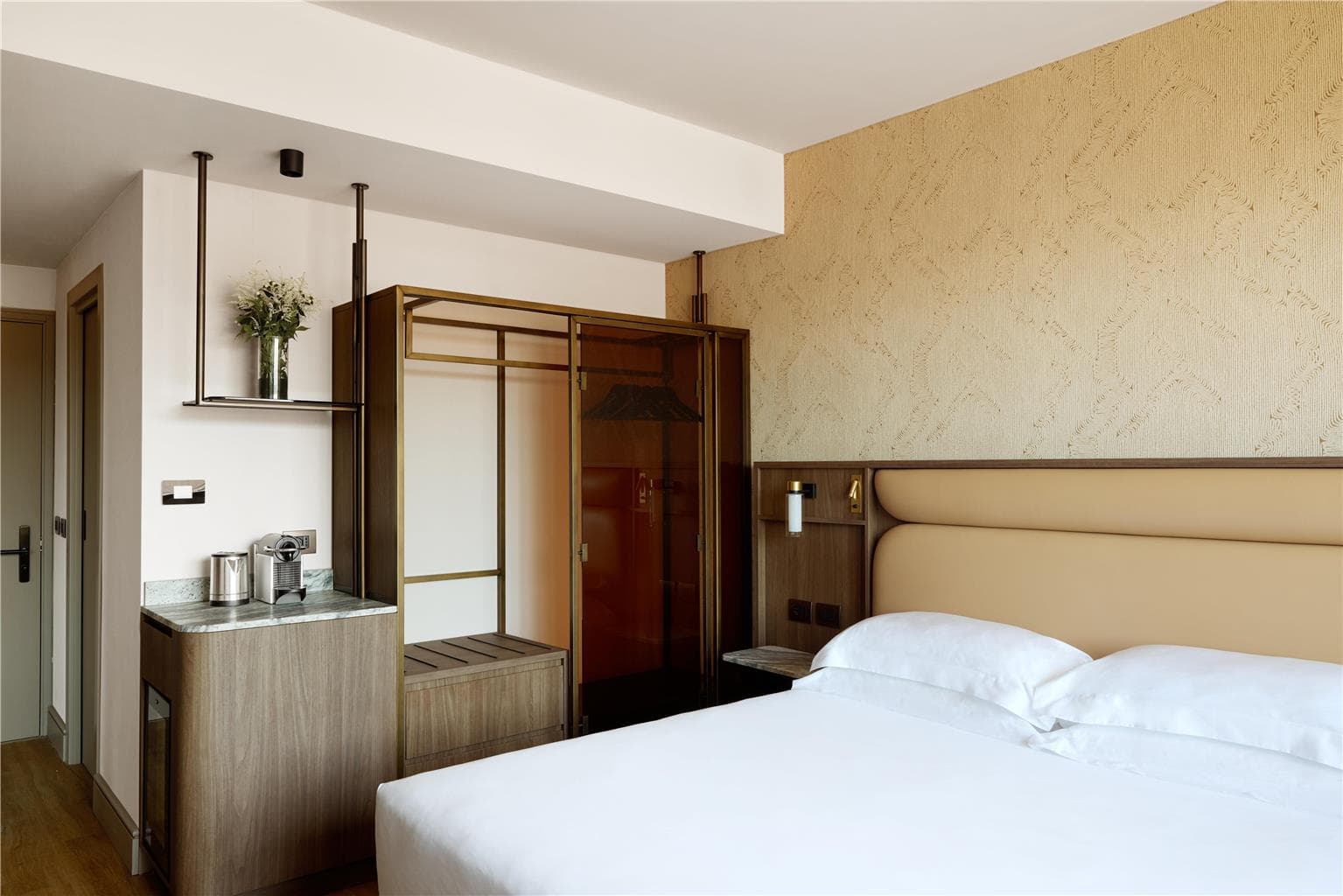 Guest Room,On-Site
