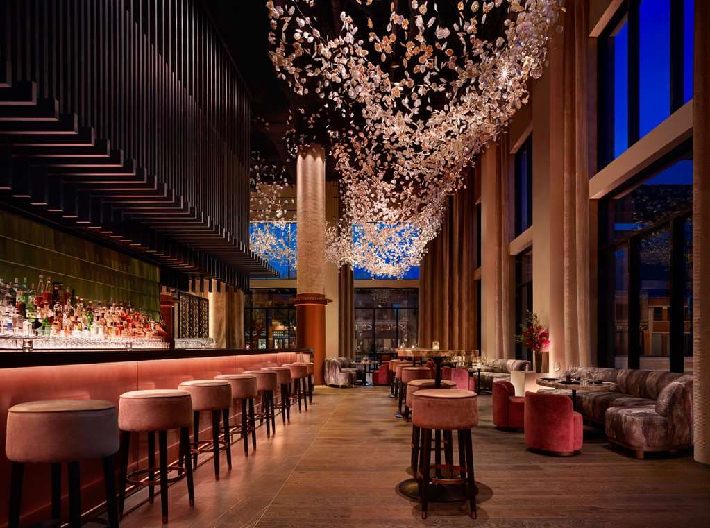 Dining,Dining Area,Restaurant,On-Site