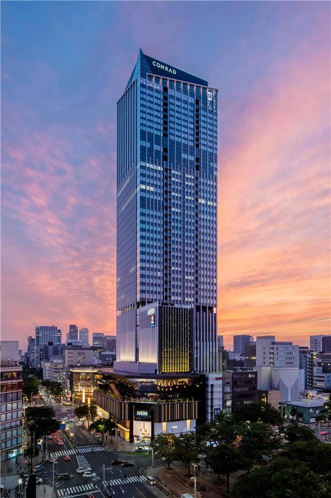 On-Site,Outdoor/Exterior,Exterior View of Building