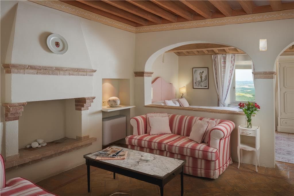 Guest Room,On-Site