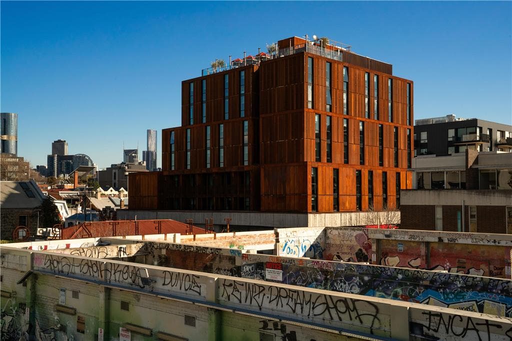 On-Site,Outdoor/Exterior,Exterior View of Building