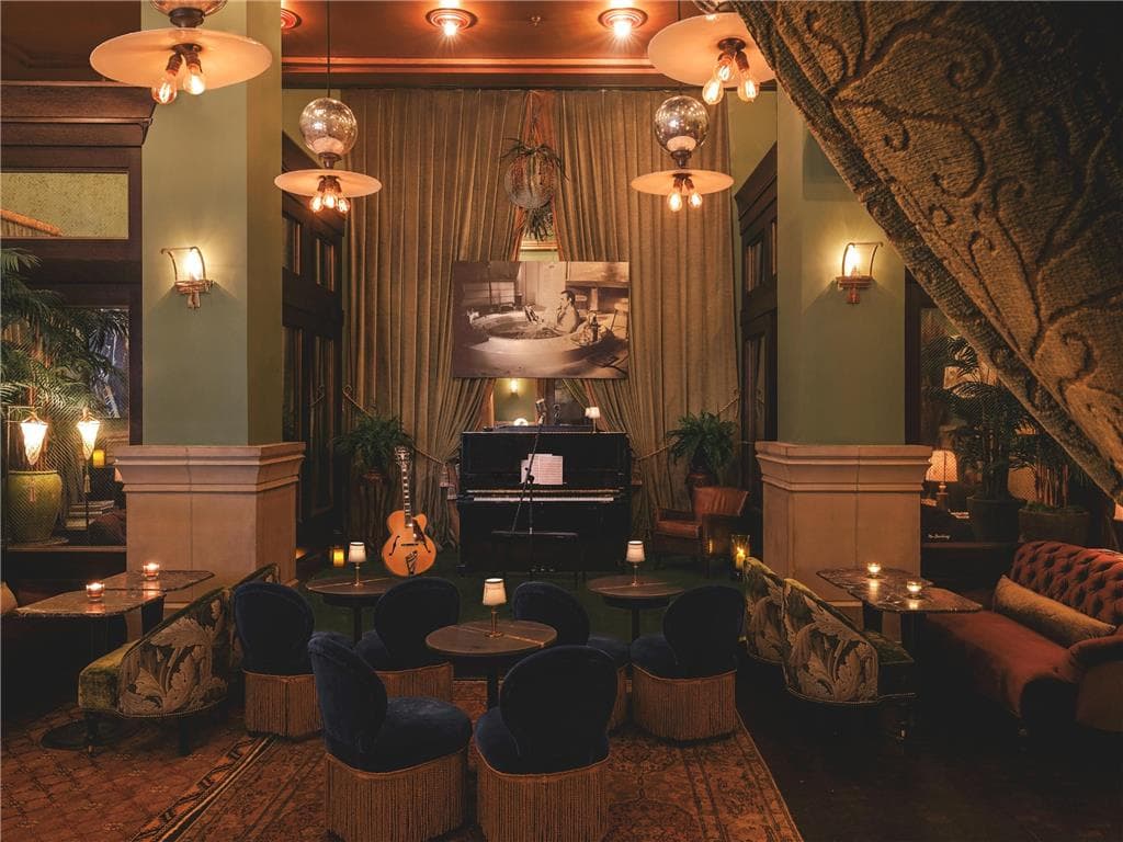 On-Site,Lobby