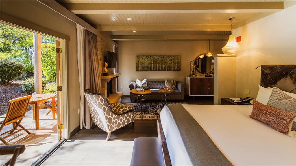 Guest Room,On-Site