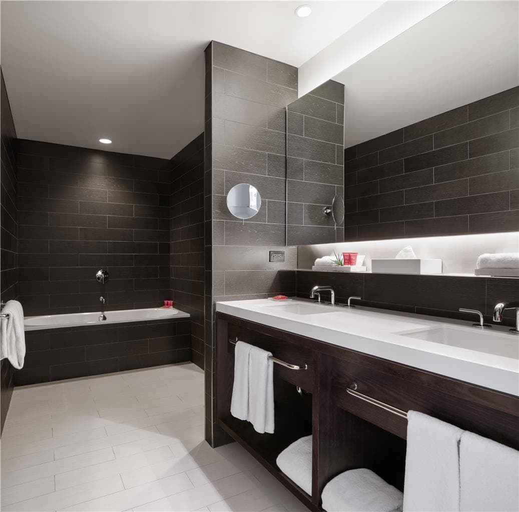 Guest Room,Bathroom,On-Site