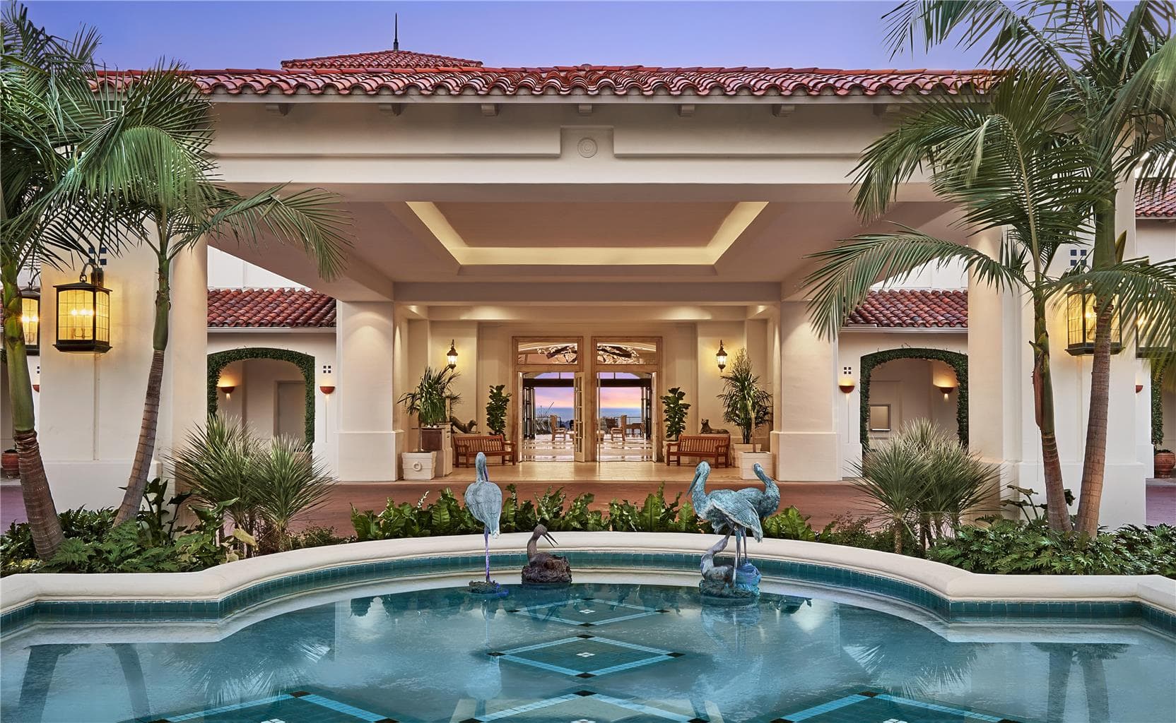 On-Site,Outdoor/Exterior,Exterior View of Building