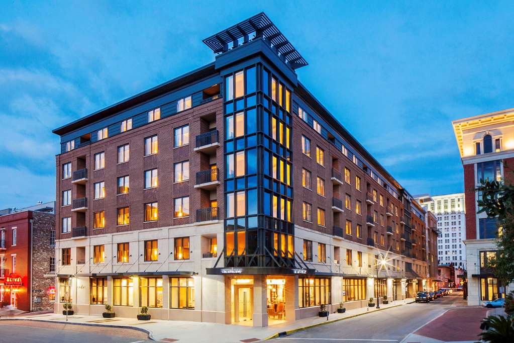 On-Site,Outdoor/Exterior,Exterior View of Building
