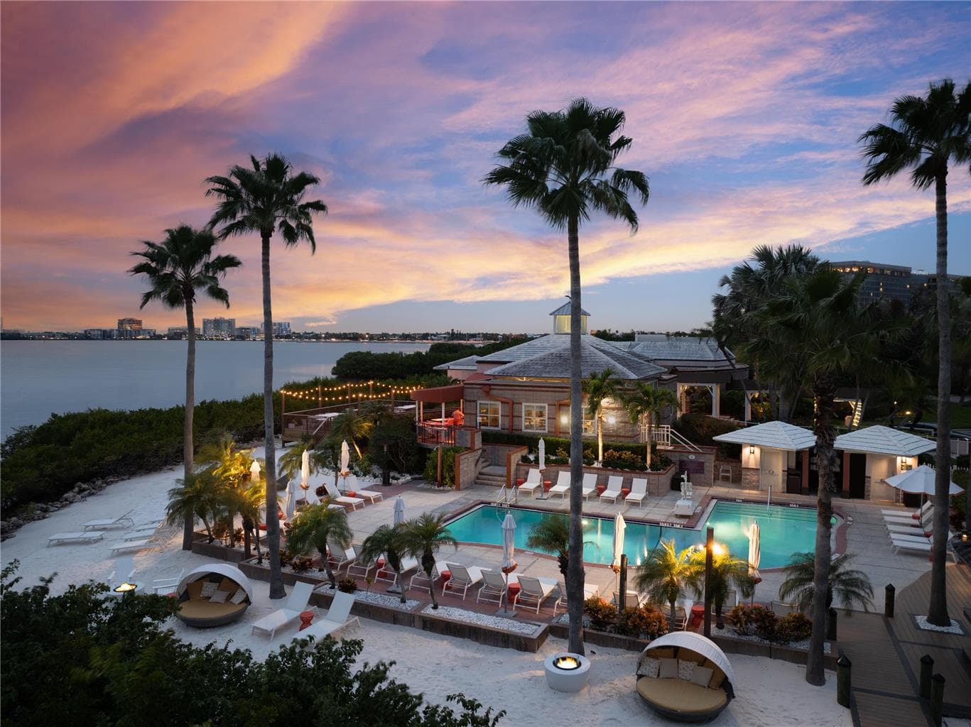 Pool,On-Site,Property Amenity,Recreation