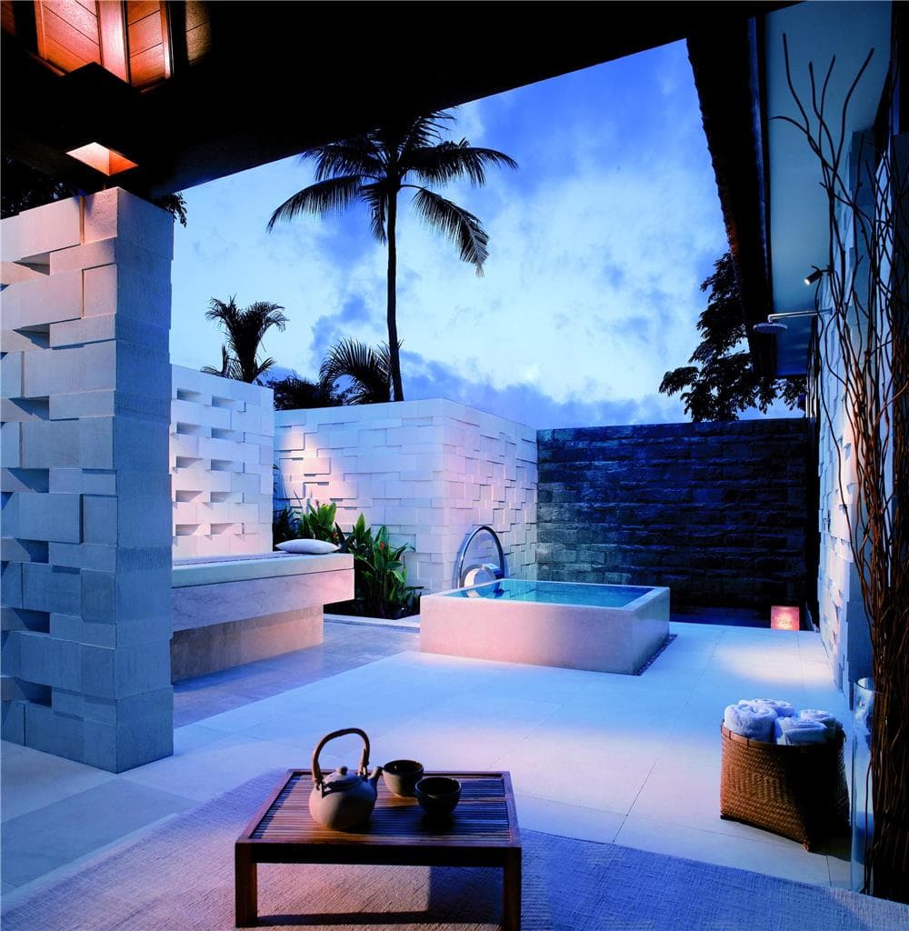 On-Site,Property Amenity,Spa