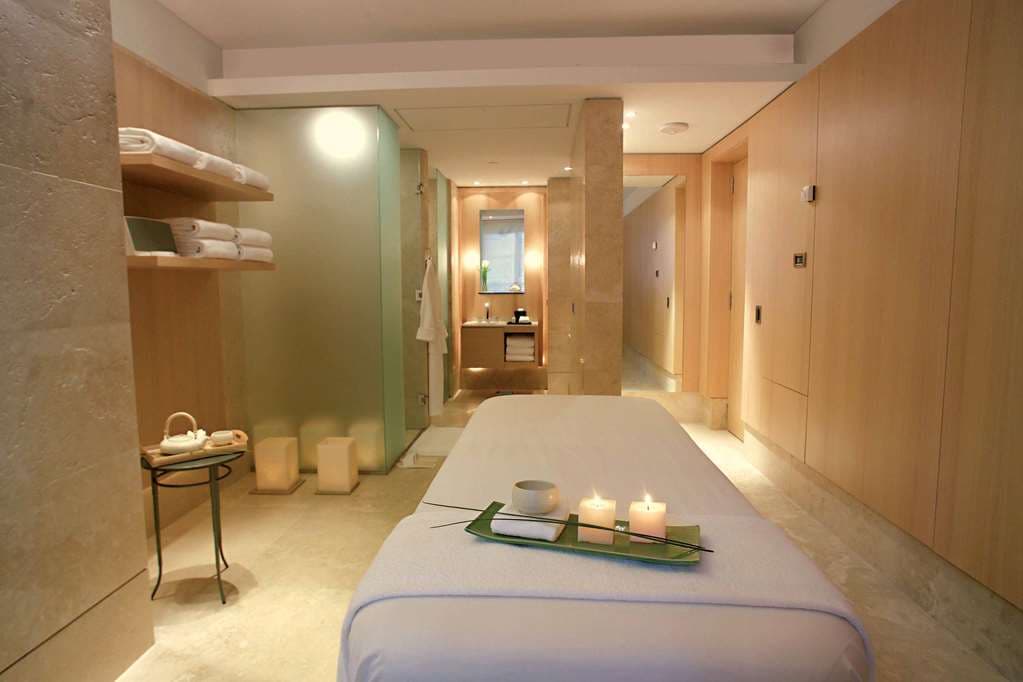 On-Site,Property Amenity,Spa