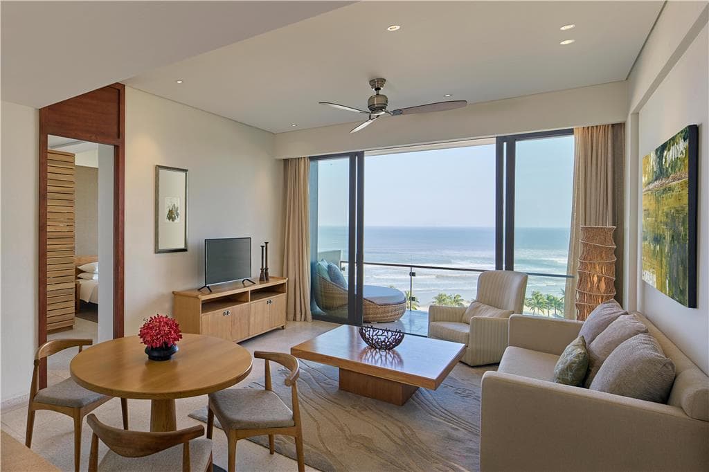 Guest Room,On-Site