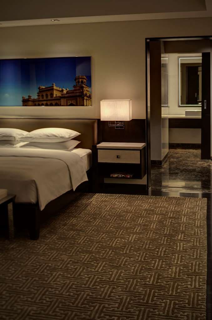 Guest Room,Suite,On-Site