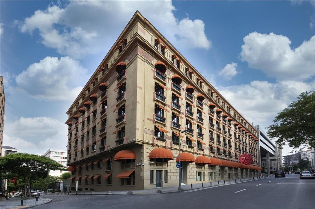 On-Site,Outdoor/Exterior,Exterior View of Building