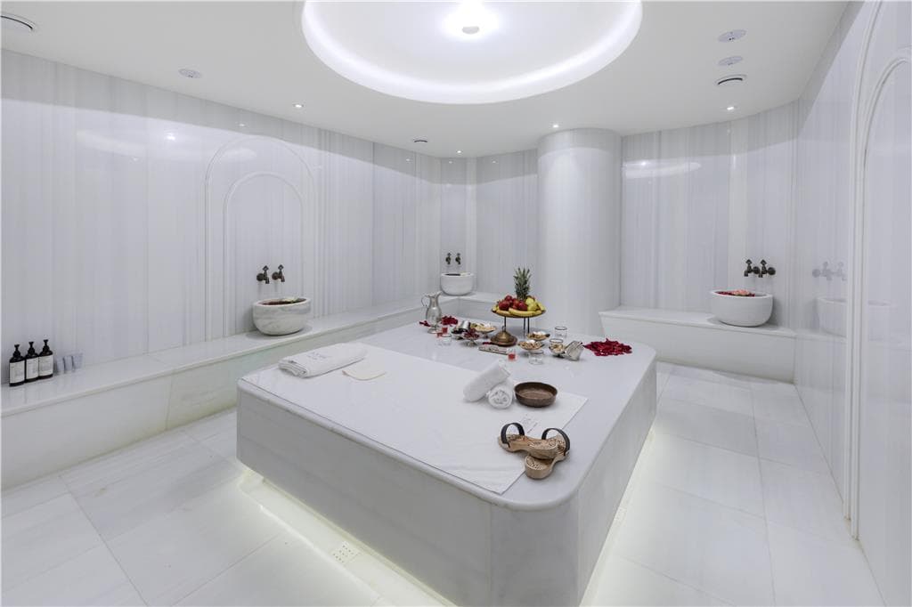 On-Site,Property Amenity,Spa