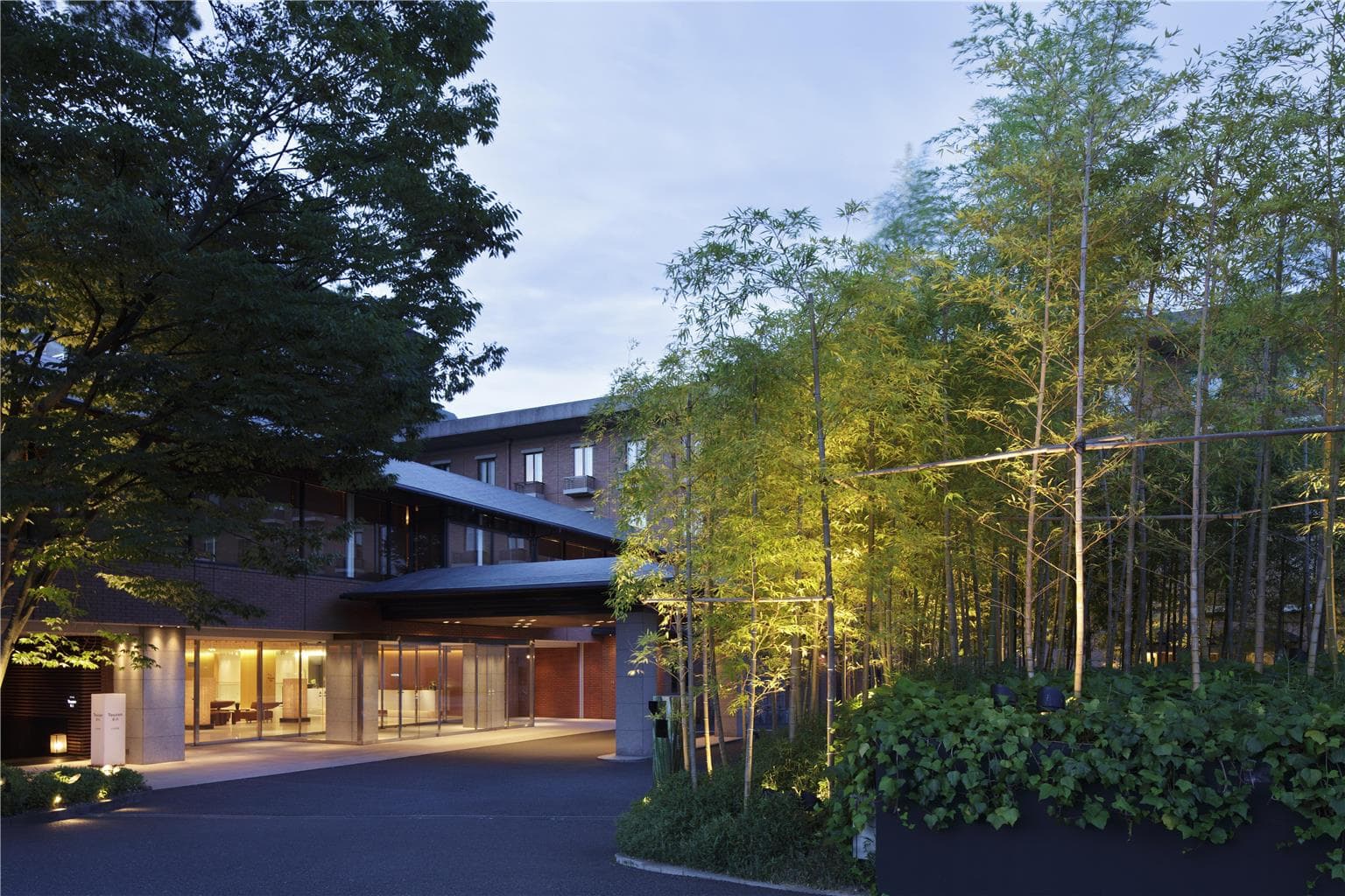 On-Site,Outdoor/Exterior,Exterior View of Building