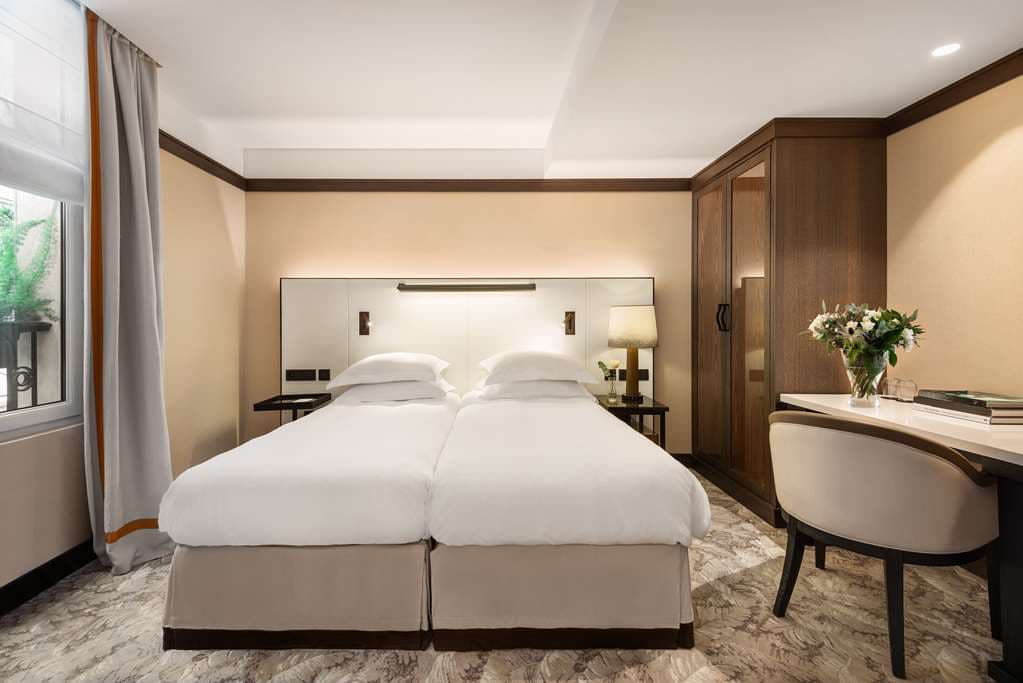 Guest Room,On-Site