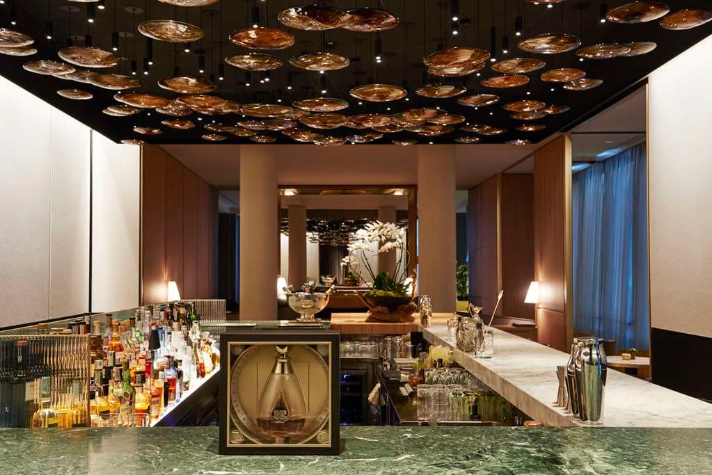 On-Site,Bar/Lounge