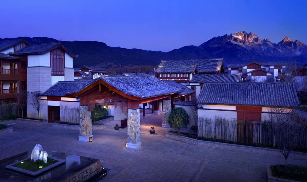 On-Site,Outdoor/Exterior,Exterior View of Building