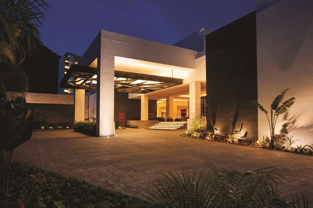 On-Site,Outdoor/Exterior,Exterior View of Building