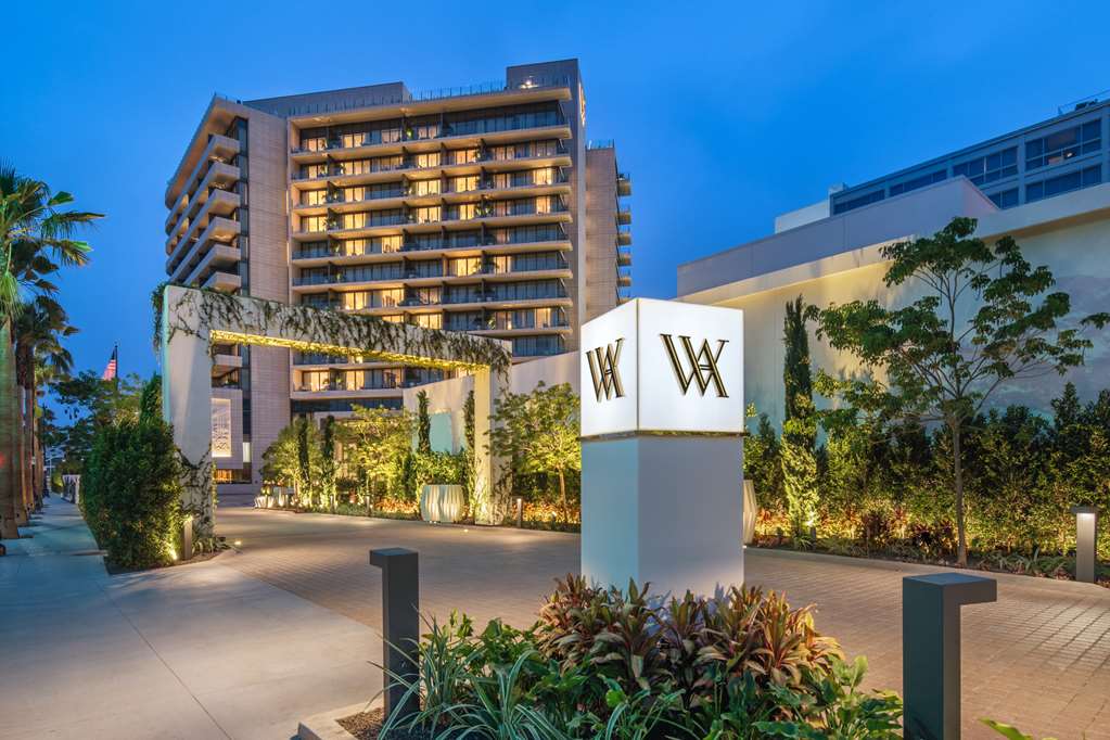 On-Site,Outdoor/Exterior,Exterior View of Building