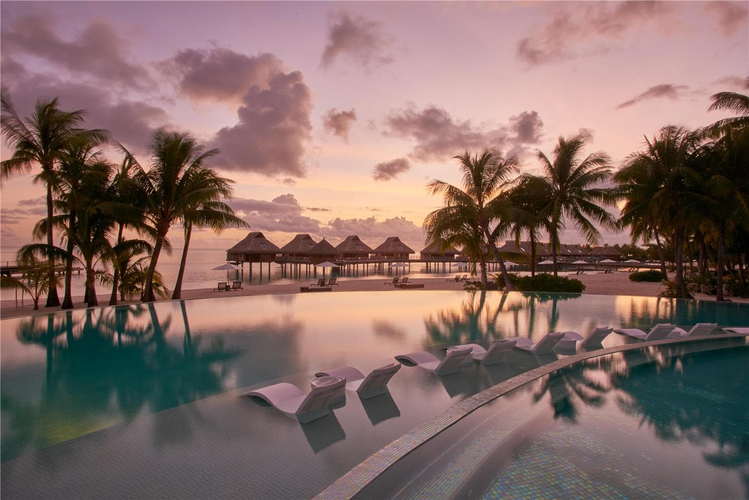 Pool,On-Site,Property Amenity,Recreation