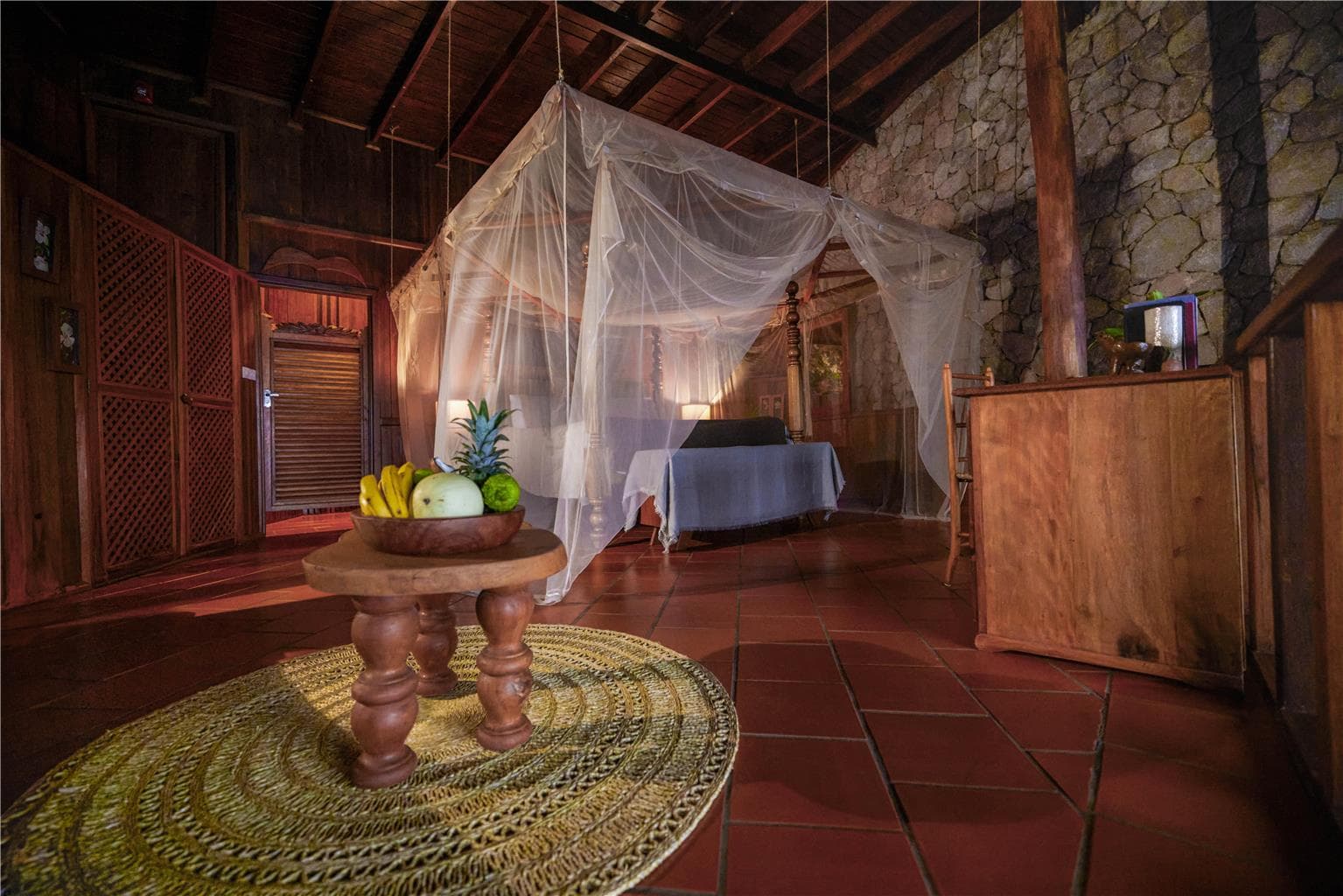 Guest Room,On-Site