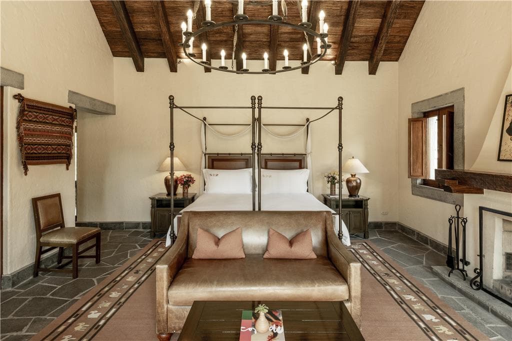 Guest Room,On-Site