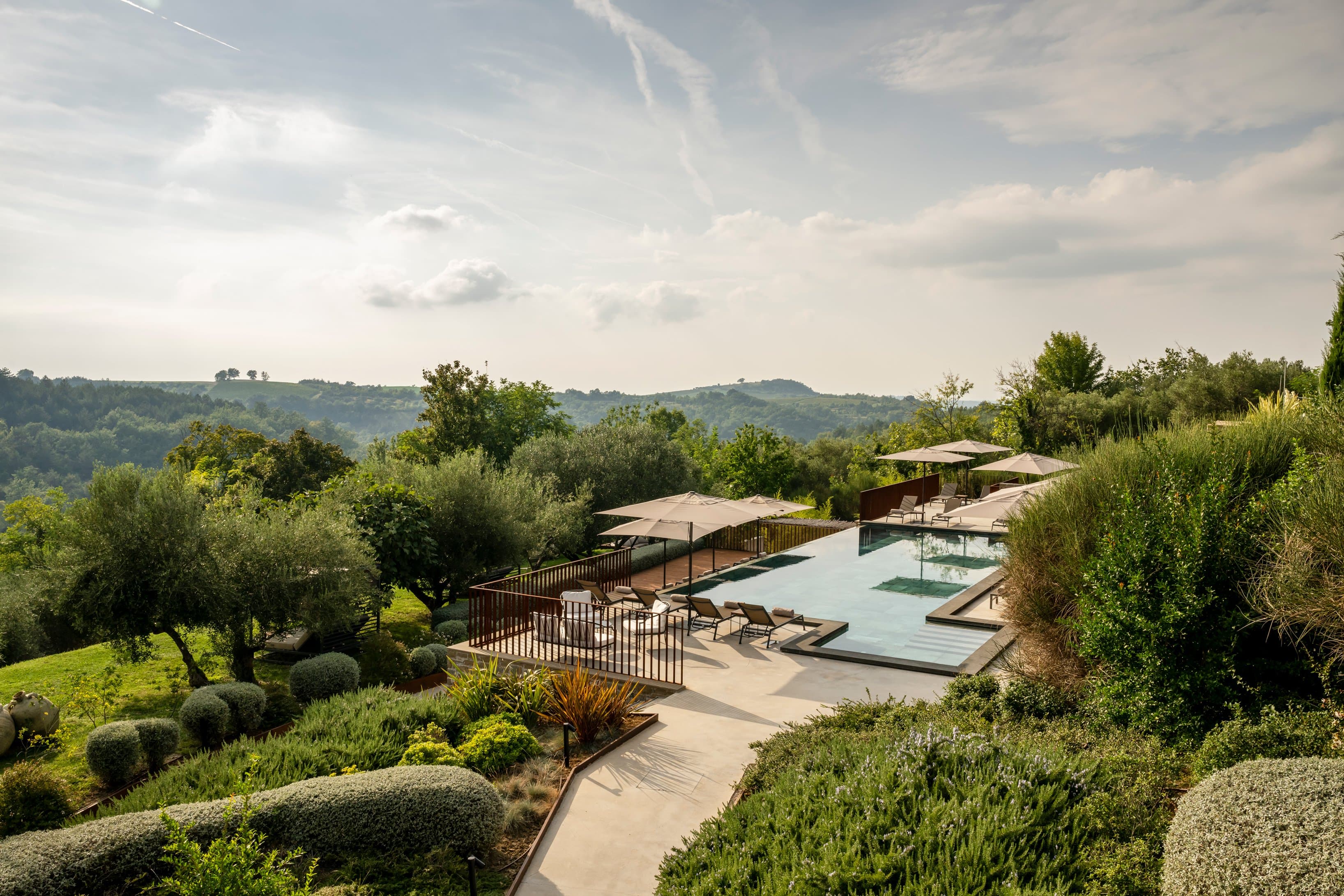San Canzian Hotel & Residences