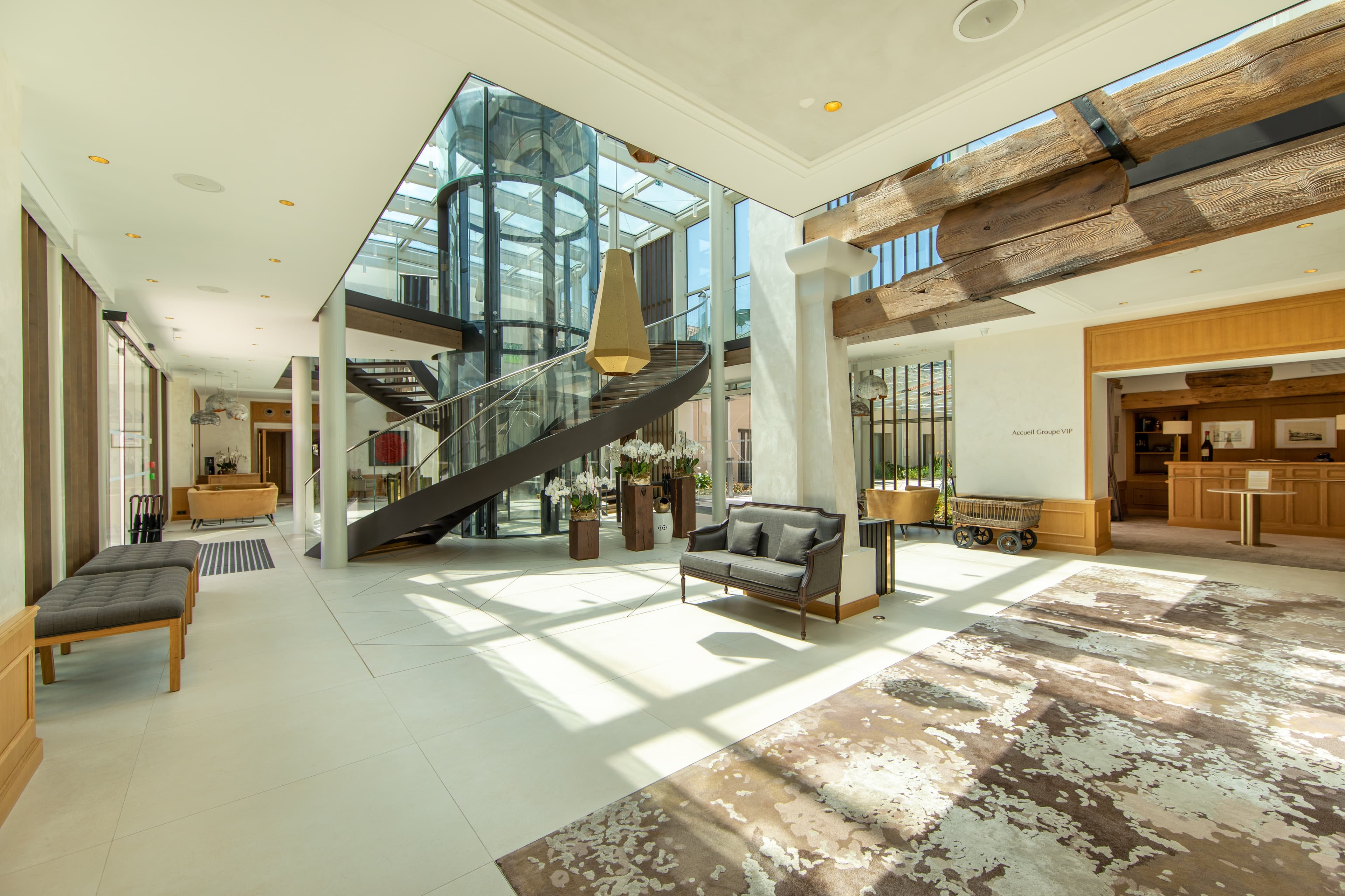 Hotel Lobby