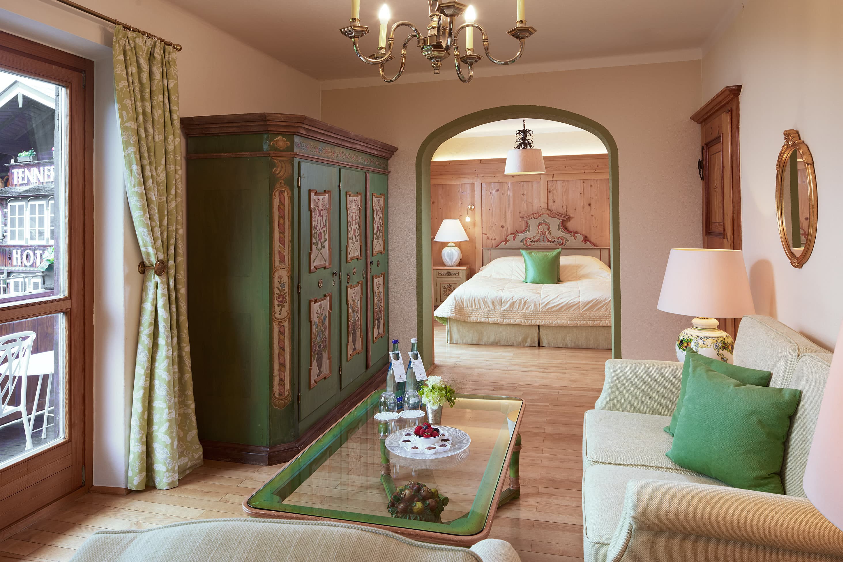 Senior Suite