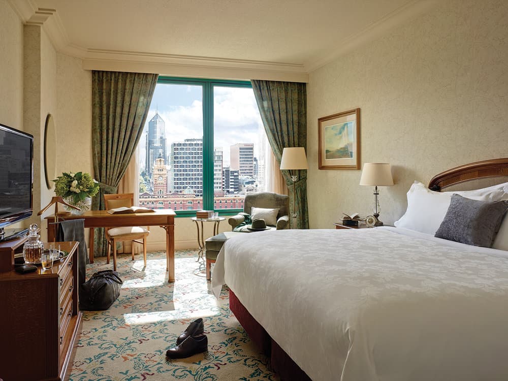 Deluxe River Room