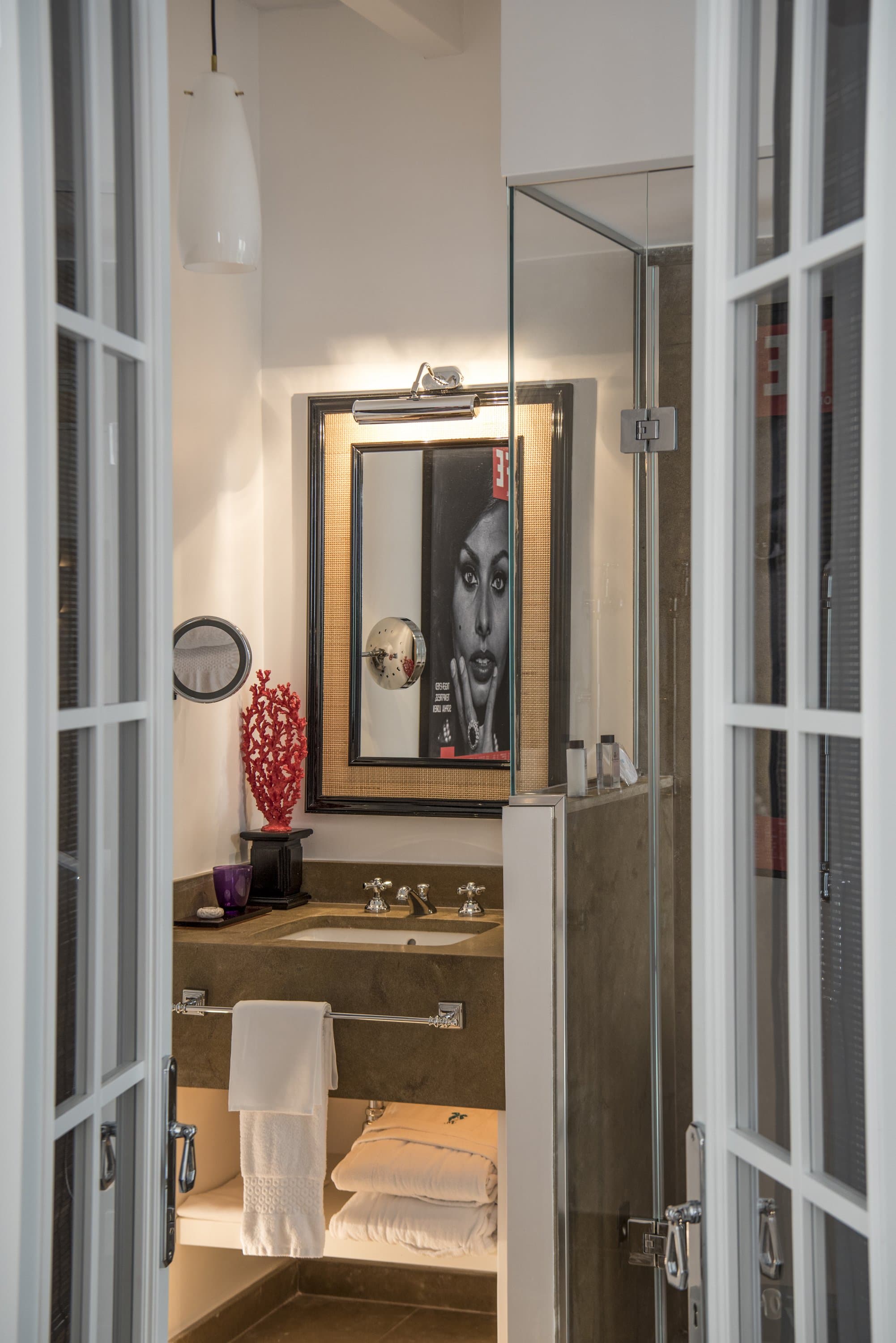 Guestroom Bathroom