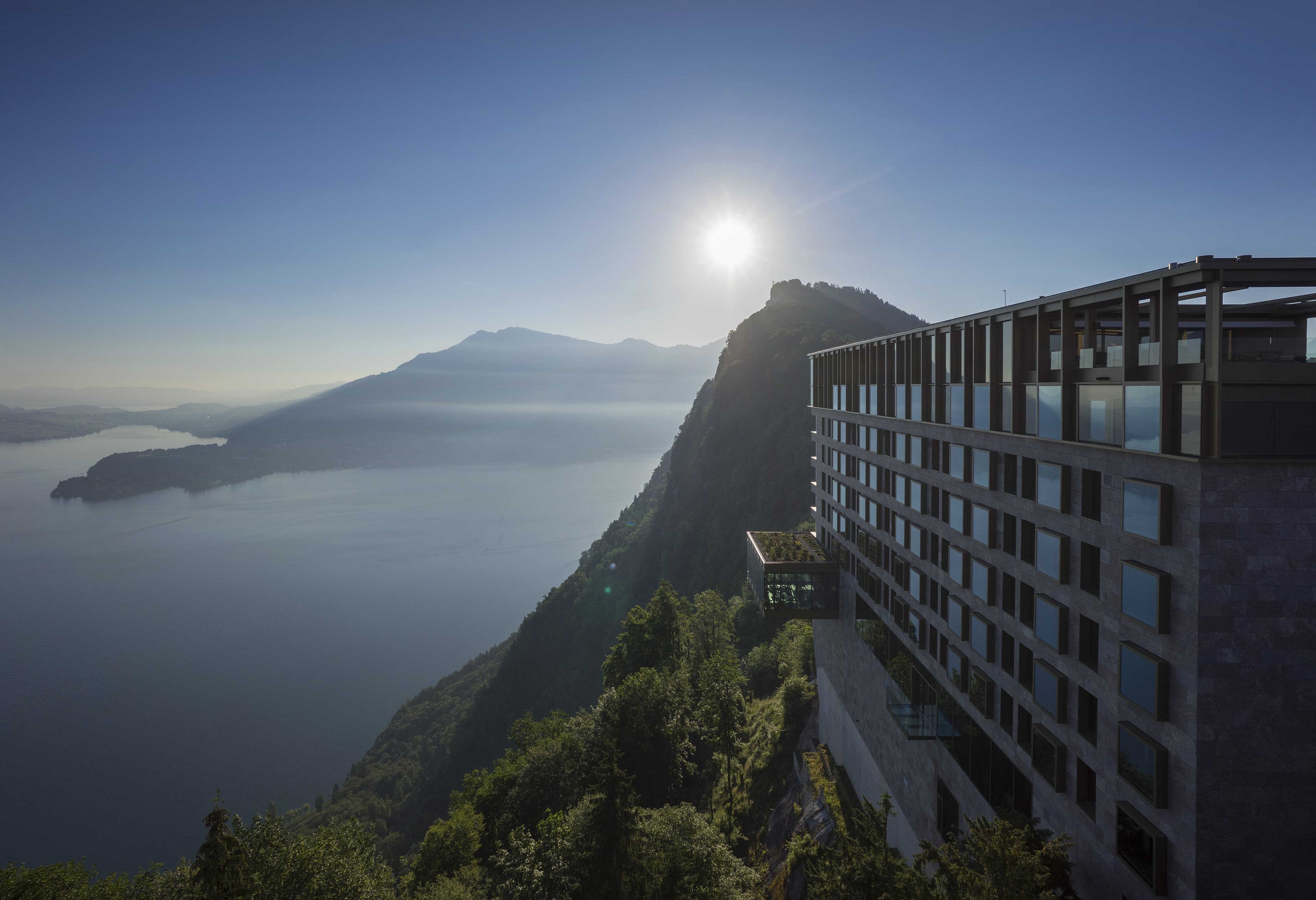 Bürgenstock Hotel & Alpine Spa - The Contemporary