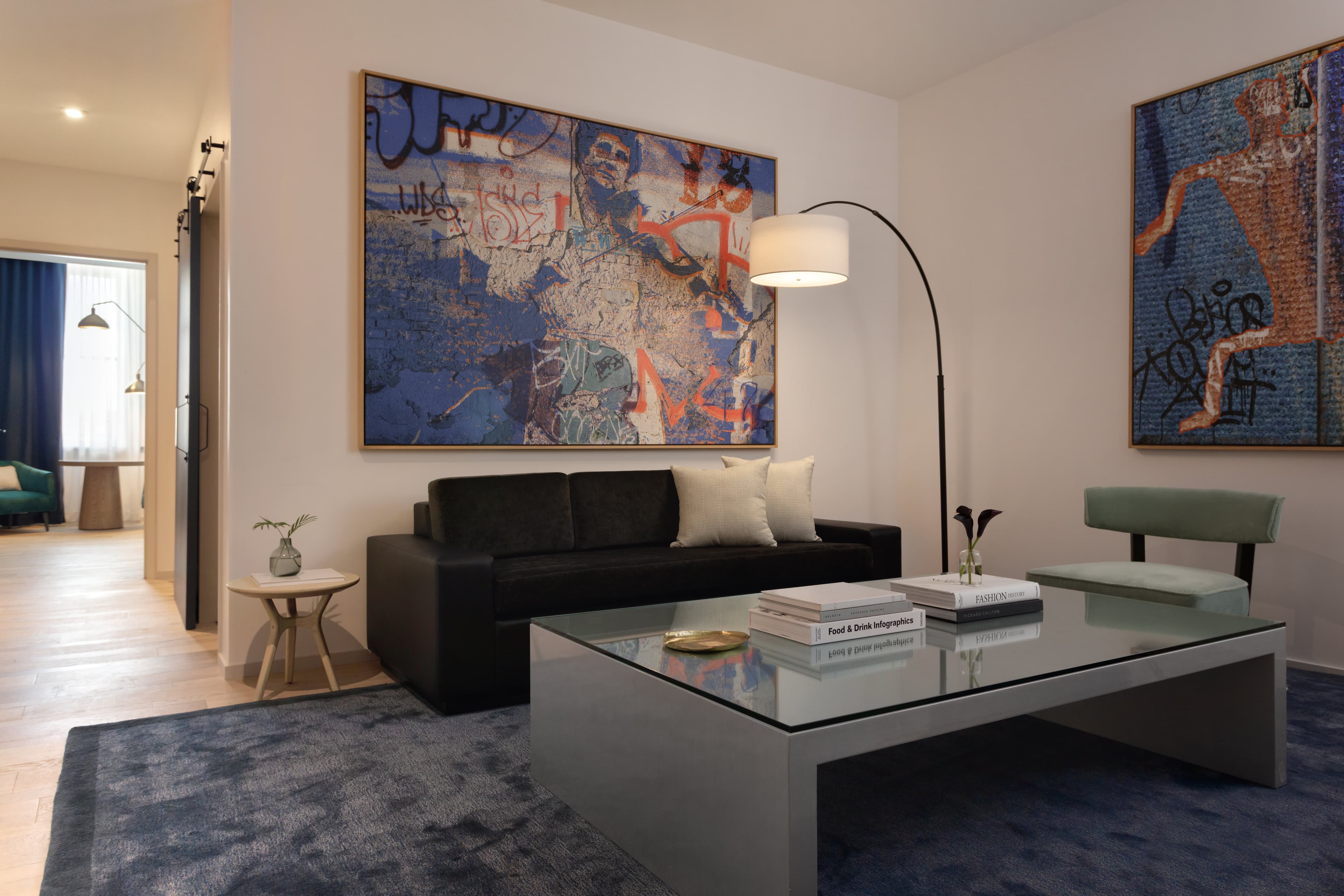 2 Queen Historic Sydney Suite
