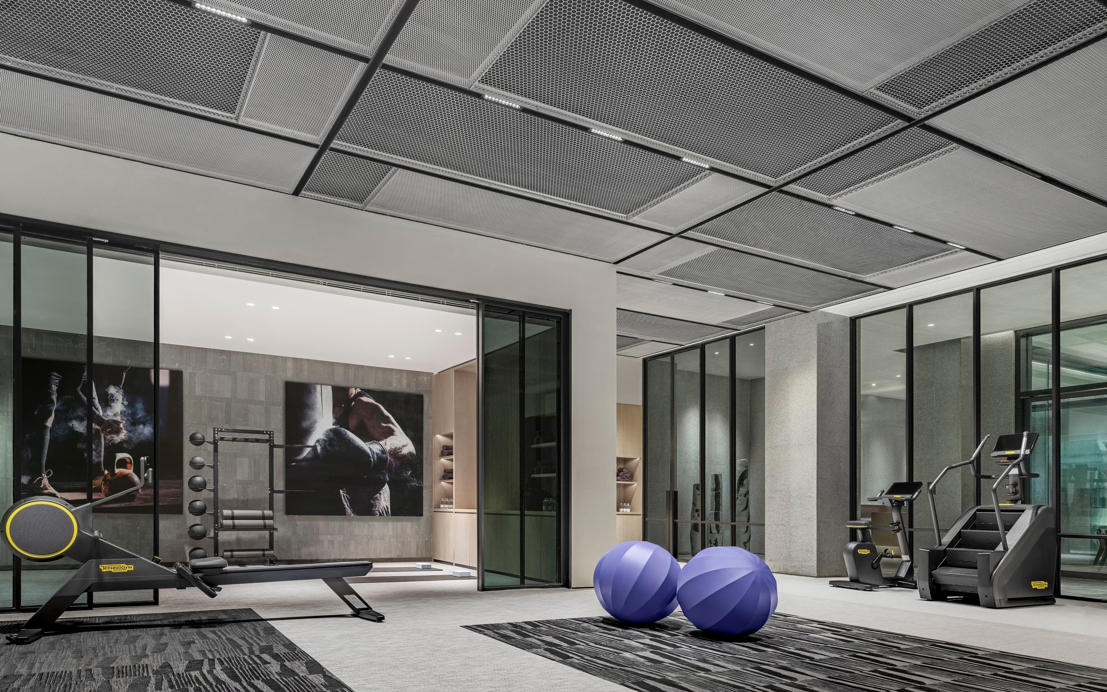 Enjoy 24/7 gym