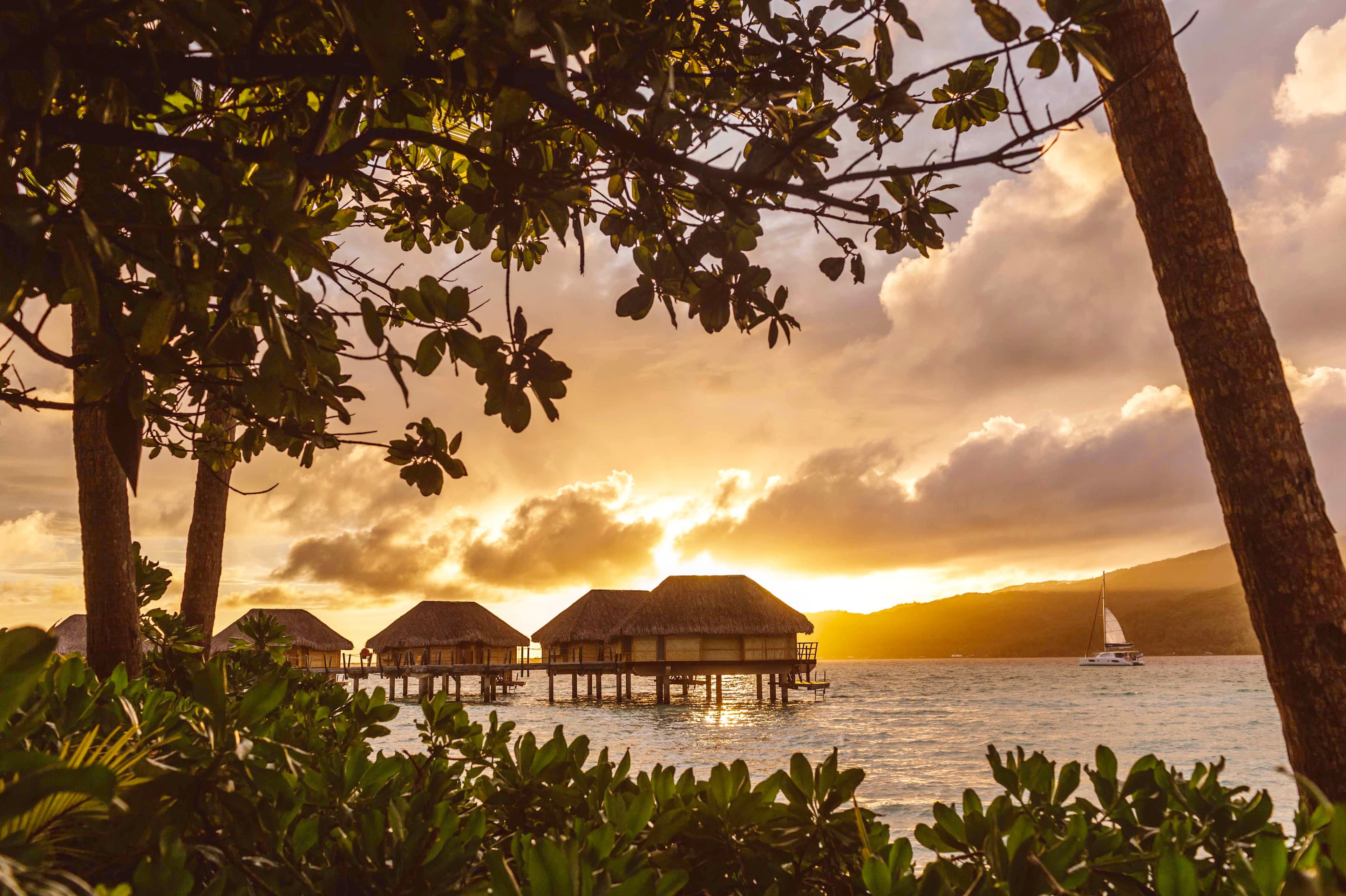 Overwater Suite  - Le Taha'a by Pearl Resorts