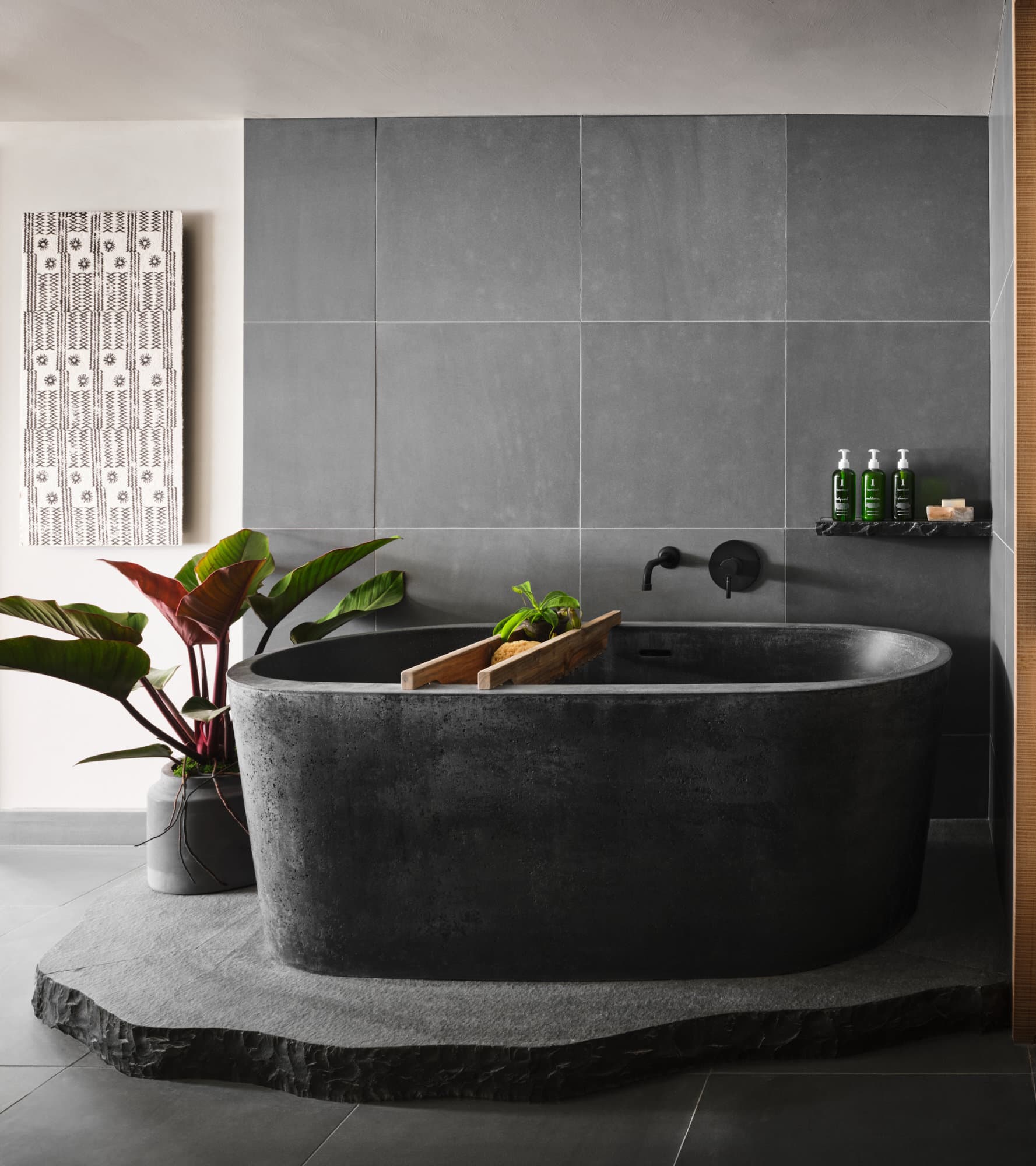 Suite Bathroom