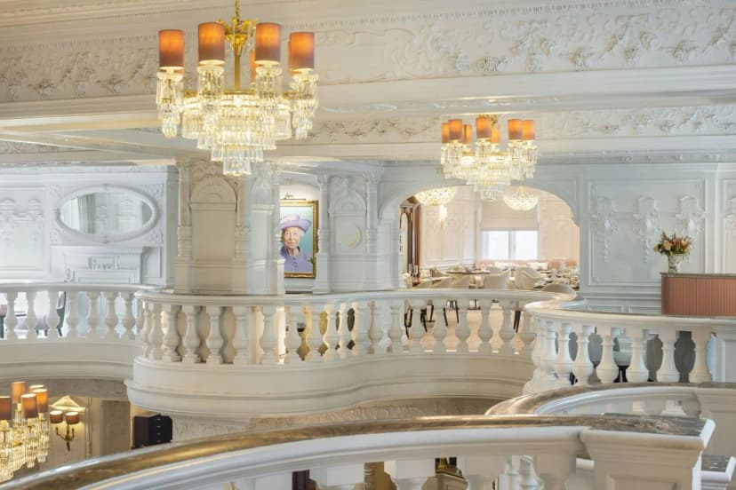 St. Ermin's Hotel, Autograph Collection