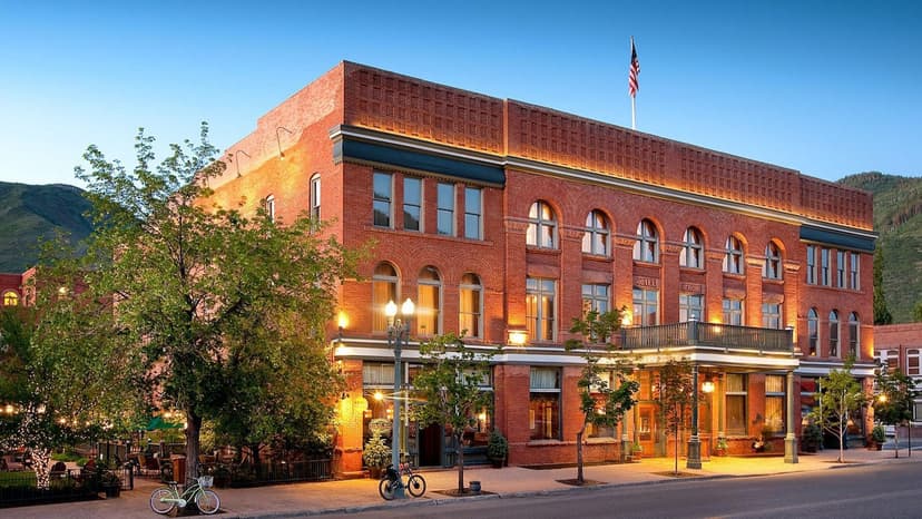 Hotel Jerome, Auberge Collection