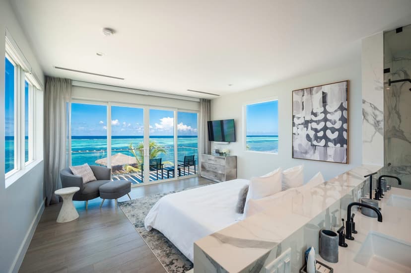 Black Urchin Boutique Resort